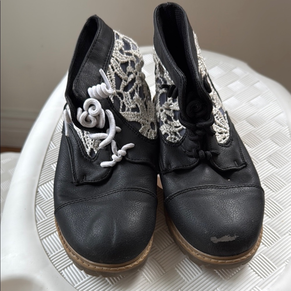 Black Lace Women's Boots